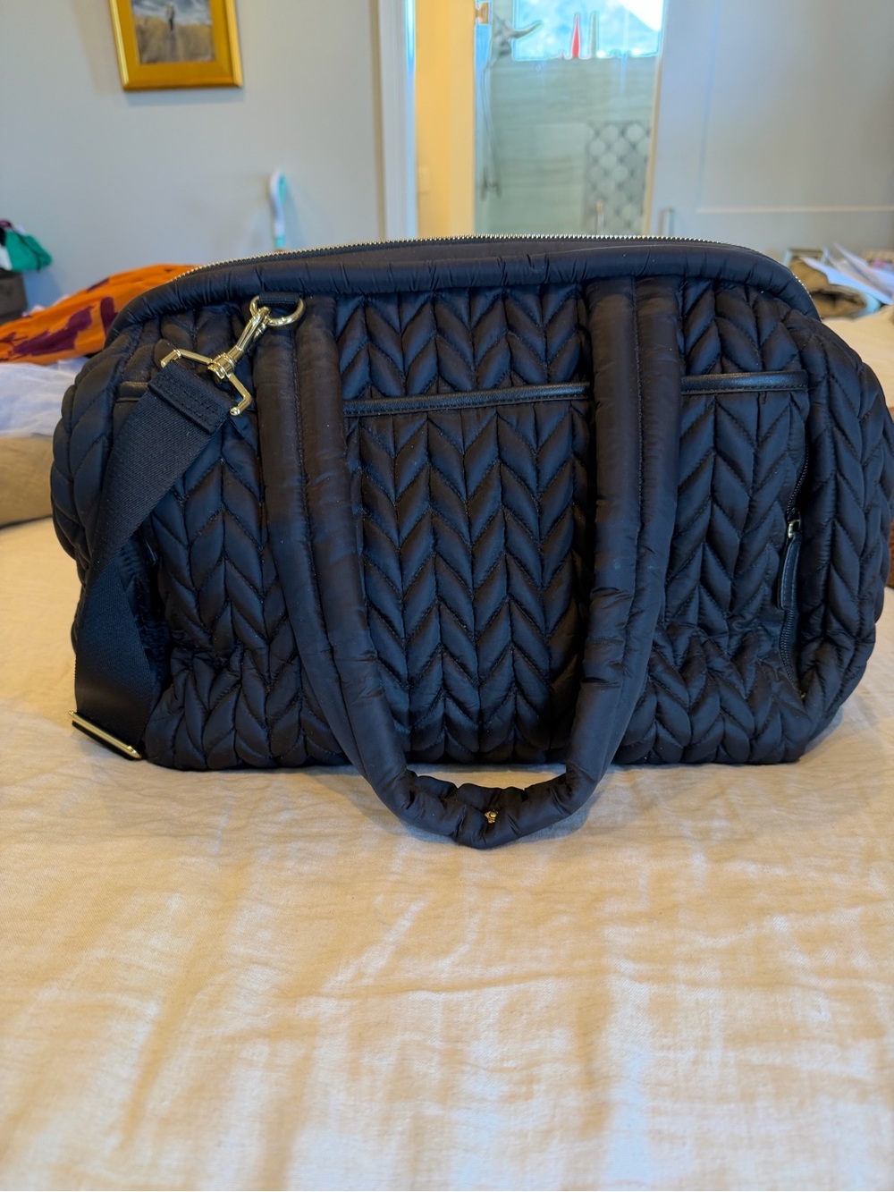 Happy Quilted Black Women's Travel Duffel Bag